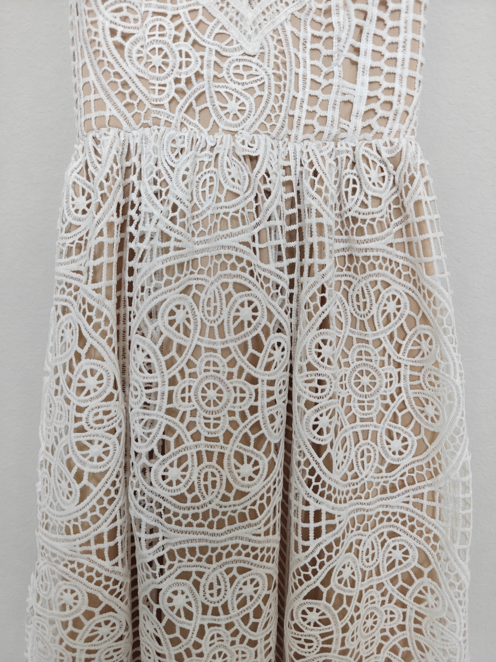 White Lace Backless Maxi Dress with Spaghetti Straps - Picture 6 of 9